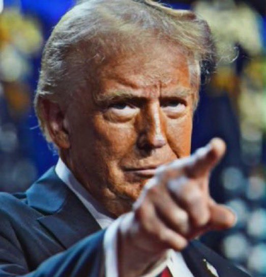 BROKENBRITAIN0's tweet image. 🚨BREAKING: It has been revealed that Keir Starmer knew NOTHING about Israel and America’s joint operation in Iran 🇮🇷 🇺🇸 🇬🇧 

The “special relationship” is DEAD, and it is all thanks to Keir Starmer 🙄