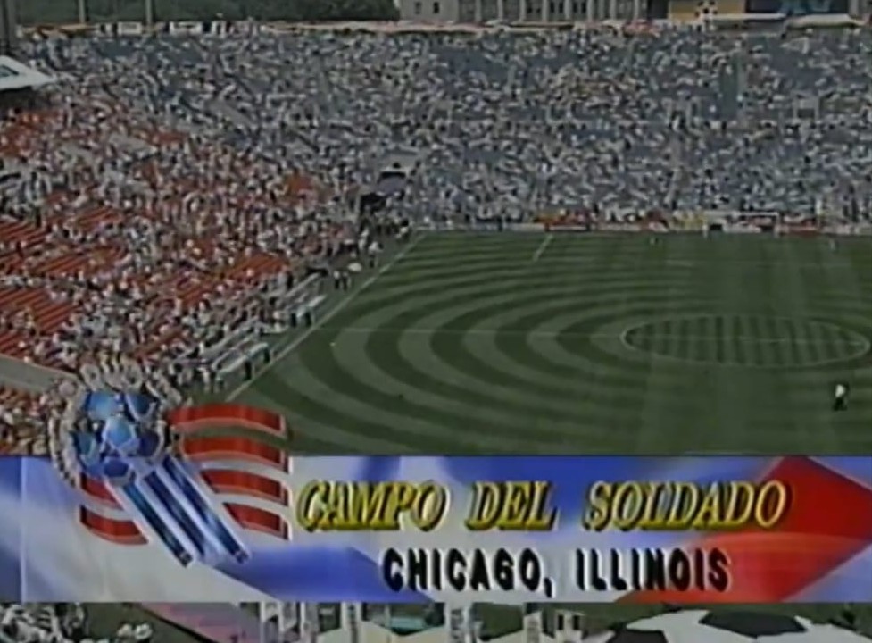 NostalgiAscenso's tweet photo. Don Roberto Hernández Jr. fue el anfitrión del previo a la inauguración de Estados Unidos 1994 que se transmitió a través de Televisa.

#NostalgiaMundial

video captura de Kevin Hdz. https://t.co/Z3ku5hDTQN