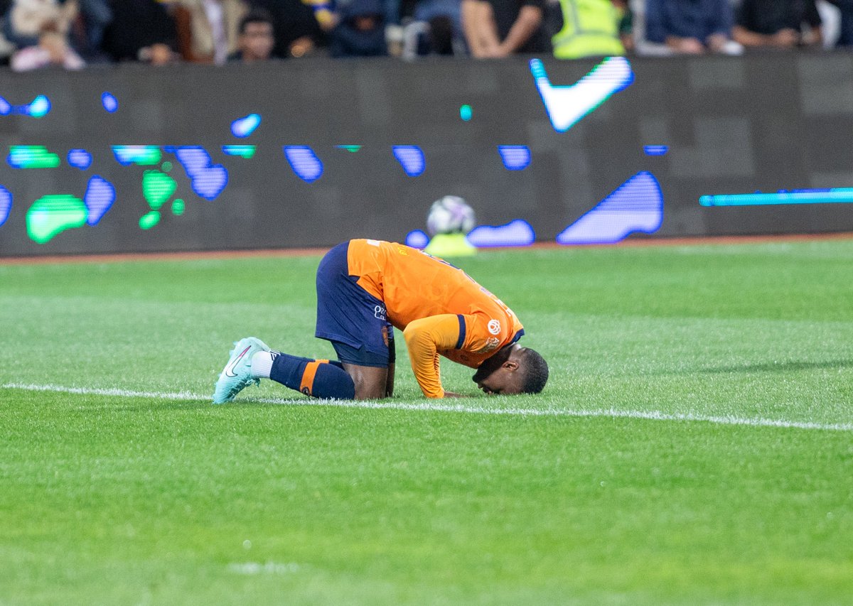 نادي الفيحاء السعودي tweet media