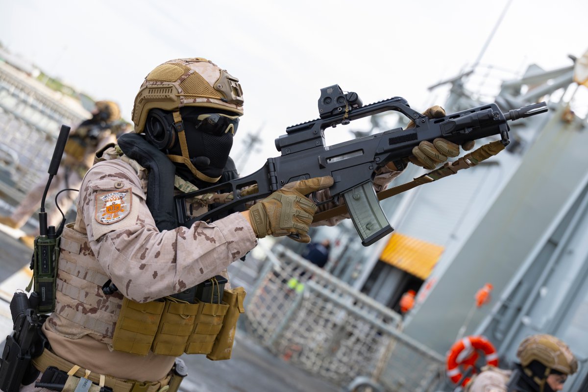 Armada_esp's tweet image. 🌎Océano Índico, Rumanía, Mar del Norte, Golfo de Guinea, Grupo
de combate DÉDALO...

⚓⚔️Son los despliegues de la  Infantería de Marina para contribuir en la #seguridad internacional y a la #defensa de los derechos de los ciudadanos.

#DefendemosEspañaEnYDesdeLaMar