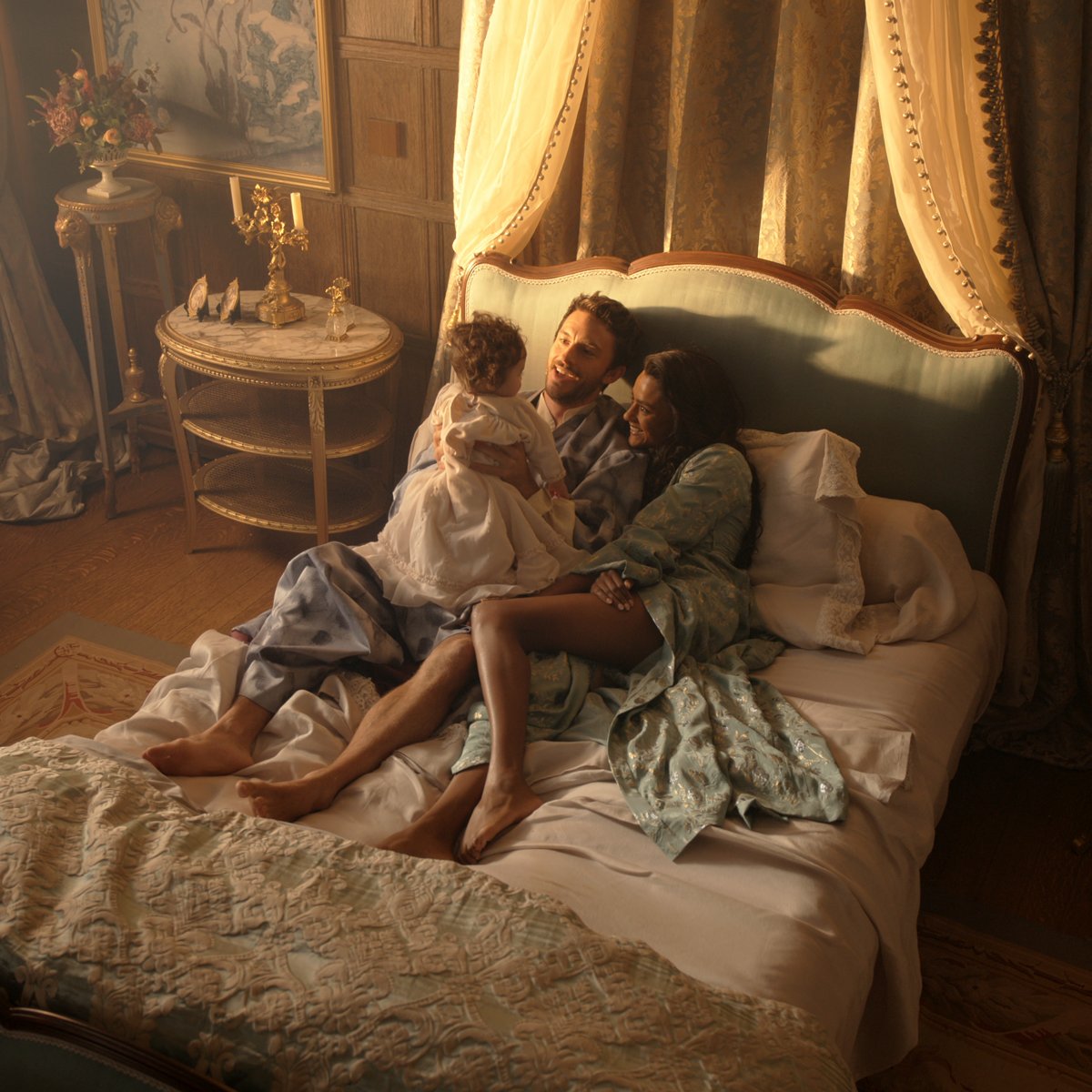 love a cozy sunday in bed