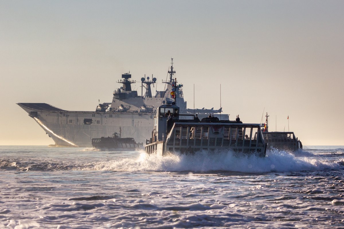 Armada_esp's tweet image. 🌎Océano Índico, Rumanía, Mar del Norte, Golfo de Guinea, Grupo
de combate DÉDALO...

⚓⚔️Son los despliegues de la  Infantería de Marina para contribuir en la #seguridad internacional y a la #defensa de los derechos de los ciudadanos.

#DefendemosEspañaEnYDesdeLaMar