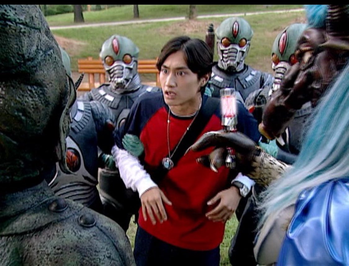 KaikiSubs8939's tweet photo. We finally found the lost Korean Tokusatsu series “Power Master Maxman”. A 2005 Korean Toku series that’s never been rereleased. until 2 months ago not a single episode had an reupload. We finally have episode 1 now in high quality. It’s basically Korea’s take on Super Sentai. https://t.co/905BiaSuFw