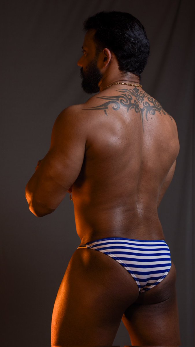 boldSSD's tweet photo. My back's got more lines than my weekend plans! 😉 Who needs a map when you've got these sculpted peaks? Mountains of muscle, valleys of...well, you get the idea! 💪✨ #BackAttack #PeakPerformance

https://t.co/rHFLrmG80B https://t.co/PNA4Dp85Wo