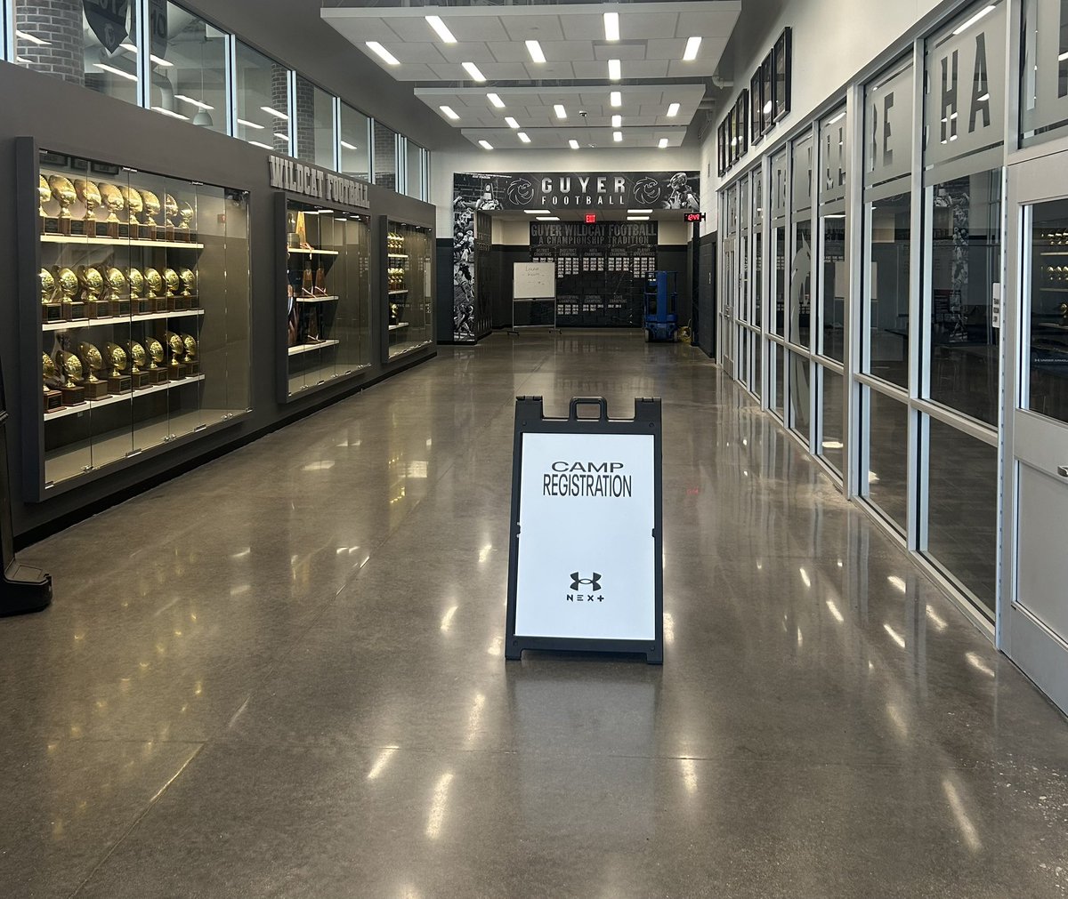 CoachHillerich's tweet image. 📍Dallas, Texas
@UANextFootball camp at @DentonGuyer_FB - ready to see what Texas HS football is all about tomorrow!!

#UANext