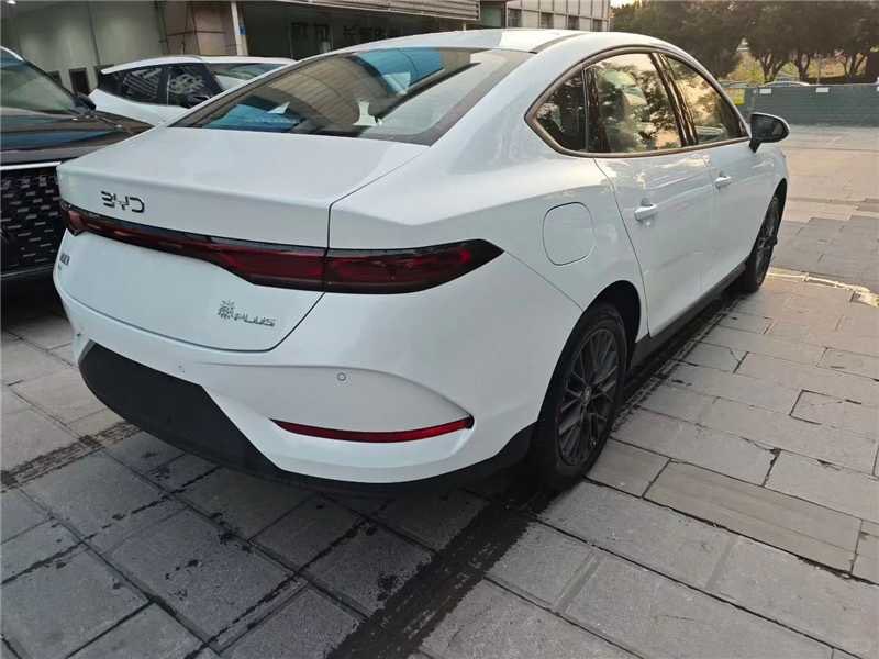 the_cyrilo's tweet photo. Brand New BYD Qin Plus EV 

510KM Range

Aggressive edition.

GH¢ 187,000.00/ US$ 18,000.00 including shipping to Tema https://t.co/C8RYc8sMbH
