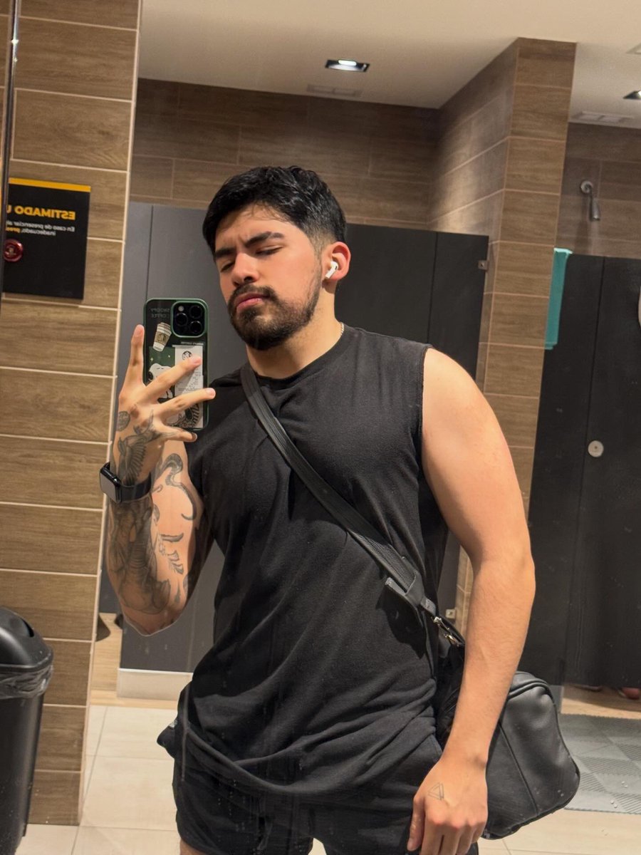 Guzmán tweet media
