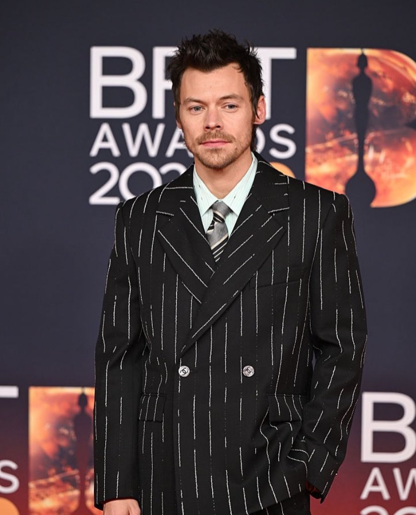 harrystyles_th's tweet photo. แฮร์รี่ที่ Brit Award 2026 แล้วแฮร์รี่จะขึ้นแสดงเปิดงานนี้ด้วย 
เวทีแรกหลังจากมีการประกาศปล่อยอัลบั้ม✨
Link live at BRIT 2026 
🔗https://t.co/nAdhVZN6Gj https://t.co/FYknD3b9np