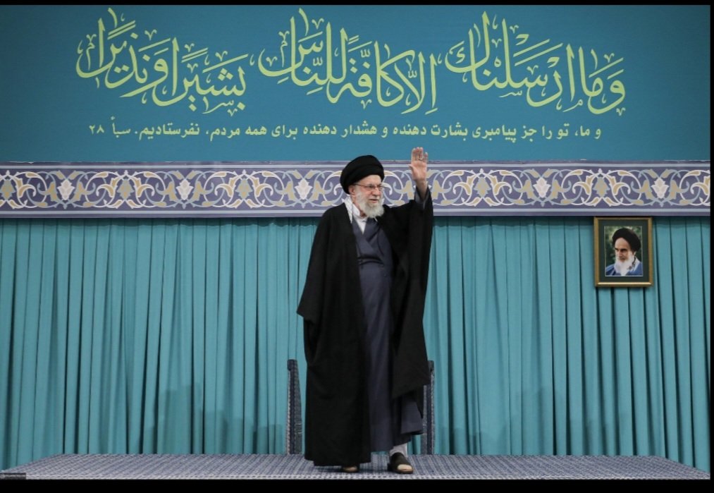 KamalILHAMOGLU's tweet photo. Khamenei’s Office:

At a time when the #American -#Zionist  enemy has come under heavy blows from the brave men of the armed forces, it has resorted to psychological warfare. 

We must all be vigilant against the enemy’s psychological warfare. #Iran #Khamenei #bre https://t.co/GBYvW3zXhg