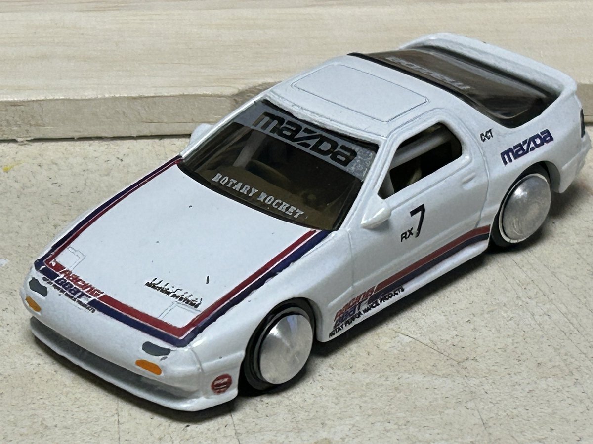 porschegmbh's tweet photo. #私のヤバい初手と完成
#Racingbeat https://t.co/hwk2bvBYwl