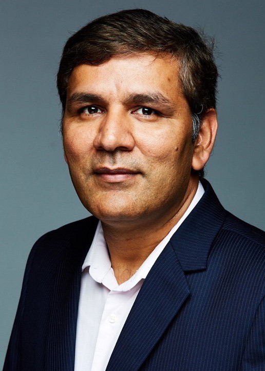 ATLPedsHemOnc's tweet photo. Manoj Bhasin, PhD, led the largest multi-center study on multiple myeloma published in @NatureCancer, showing that integrating immune cell signatures with known tumor cytogenetics and individual characteristics improves outcome predictions. Learn more: https://t.co/GtJO3eizXA. https://t.co/hwCMOtBZAA