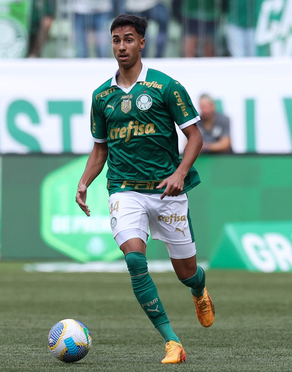 Cortina de Janela tweet media