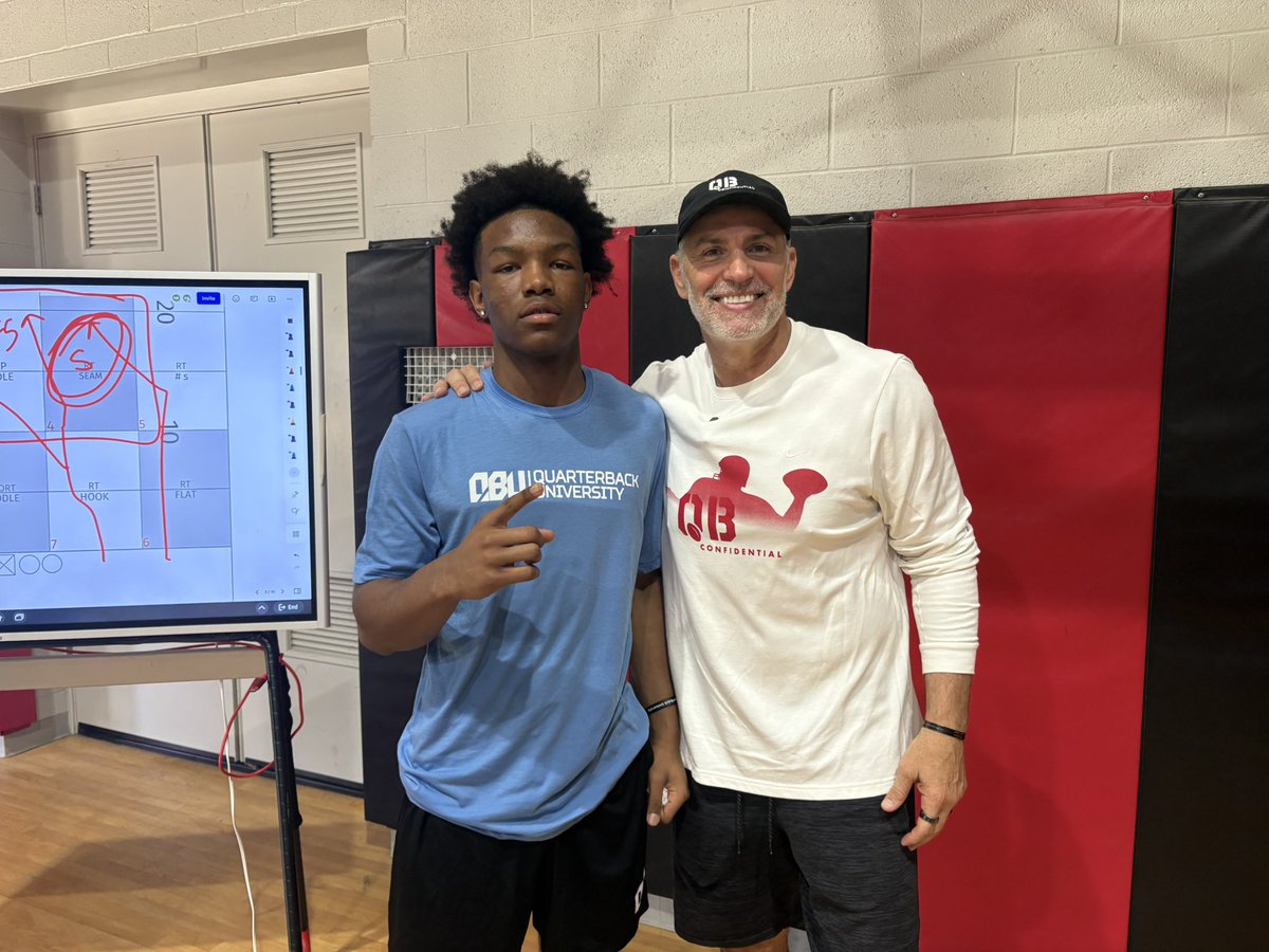 Nehemiah Patman QB1 6,1 180 Ath 2028 tweet media