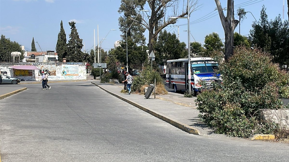 Ayuda en el mercado Morelos persiguen al fotógrafo de <a href="/EsImagen/">Agencia Es Imagen</a> Ulises Juárez 

<a href="/SSC_Pue/">SSC Puebla</a> <a href="/SSPGobPue/">Secretaría de Seguridad Pública</a>