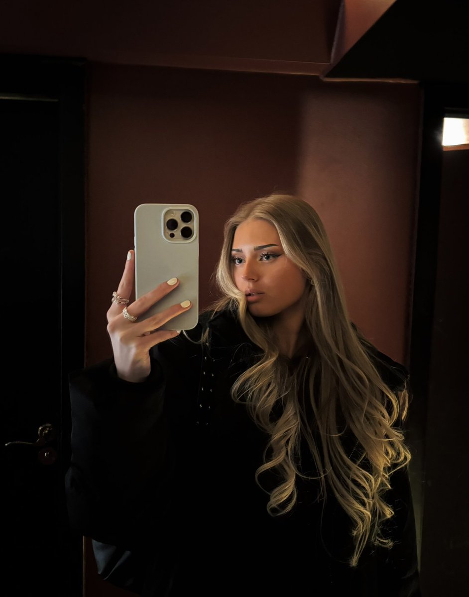 Claudia Neuser tweet media