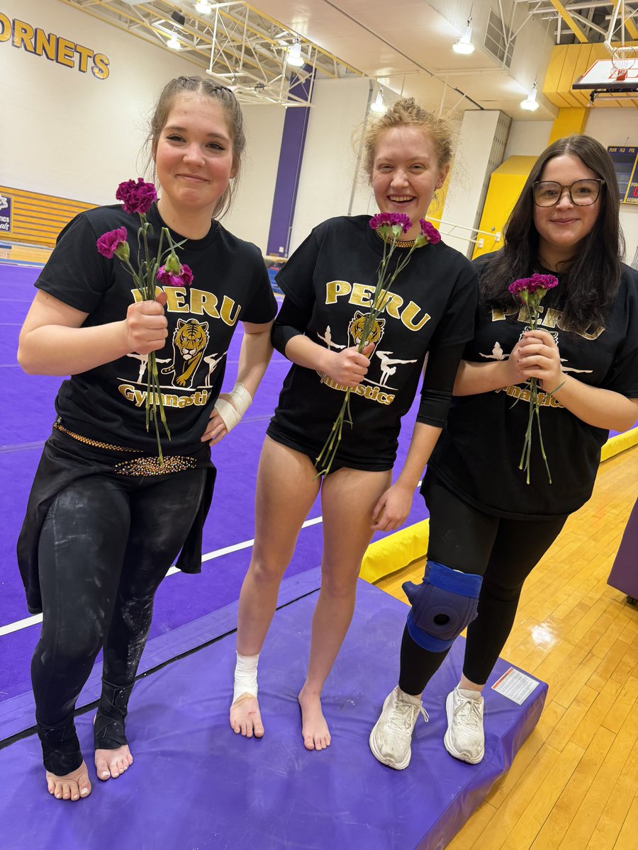 PeruGymnasts's tweet photo. Competed sectionals in Angola today. We didn’t advance to regionals, as a team, but we’re sooo proud of these ladies for all the hard work, late night practices &amp; effort they’ve put in!!! They did a great job today!!!
🤸🏽‍♀️🤸🏽‍♀️ https://t.co/1FrWwUOUC8