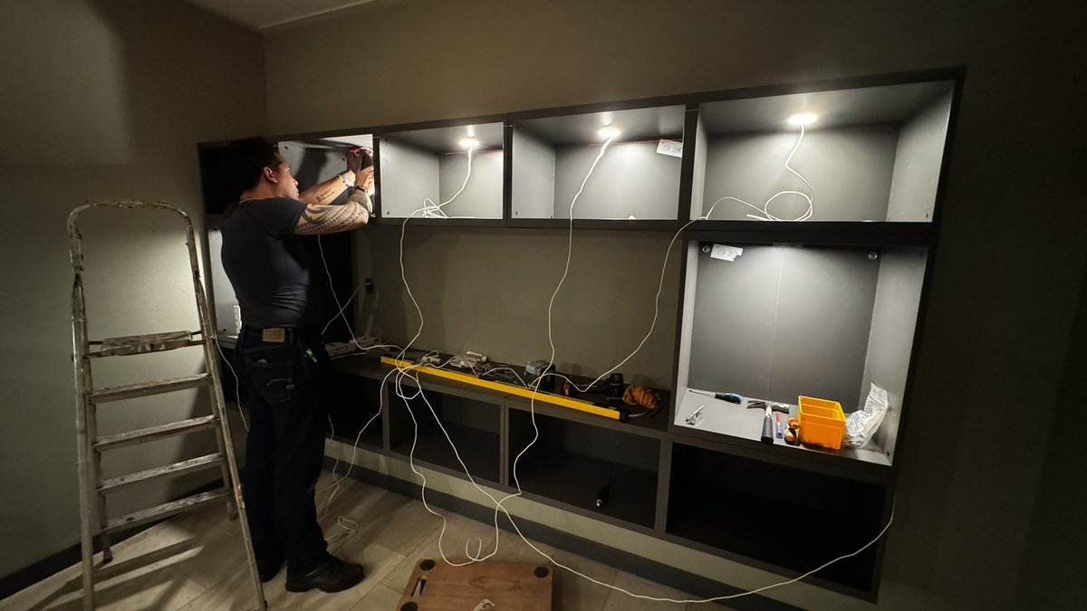 ๐๐๐
ด๐
๐
ด tweet media