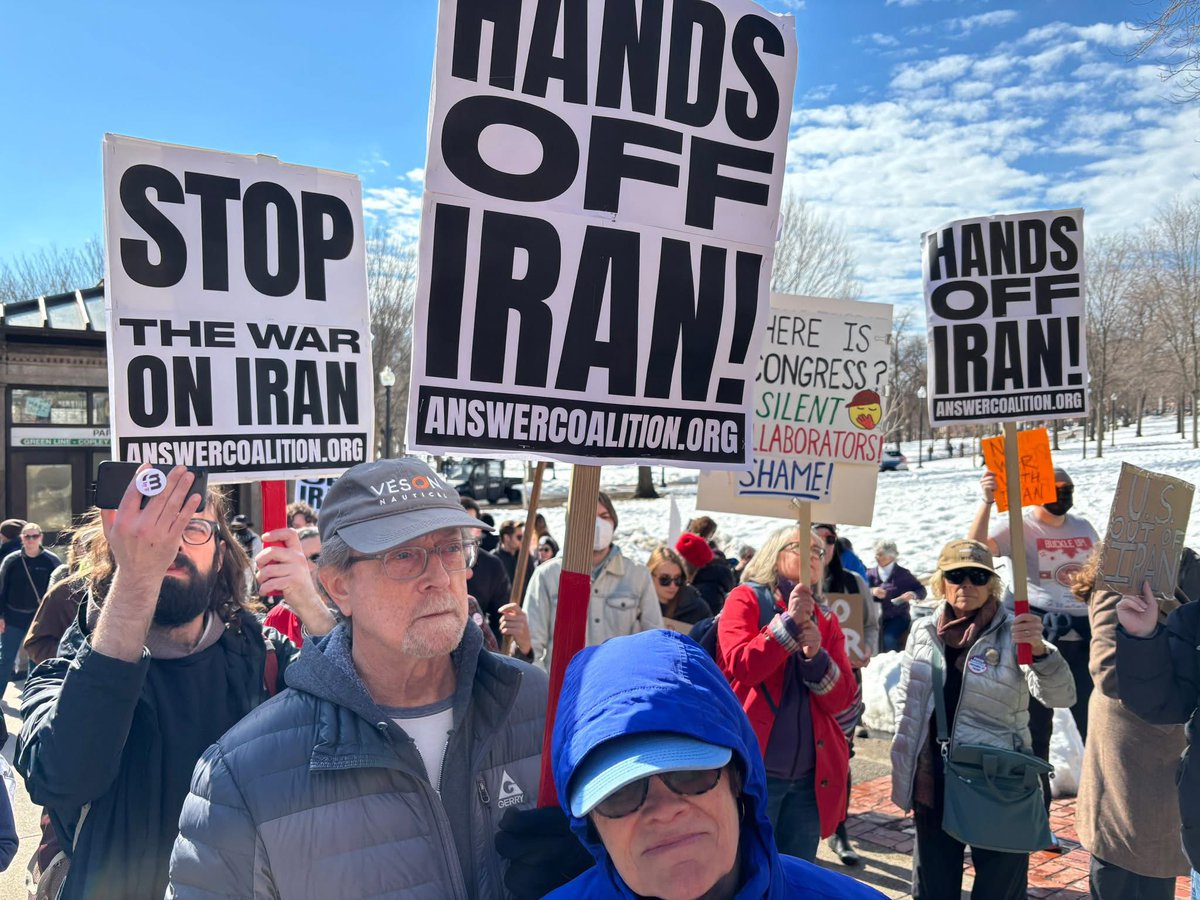 Always wondered how these signs get printed so fast. I do a lot of printing at staples and there’s no way someone showed up at 9am and had these within the hour