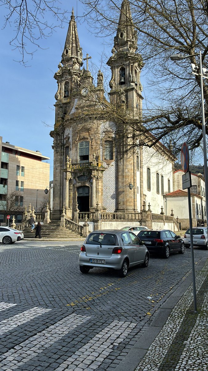 ffabiomenesesf's tweet photo. Guimarães https://t.co/xEmkzDkHJT