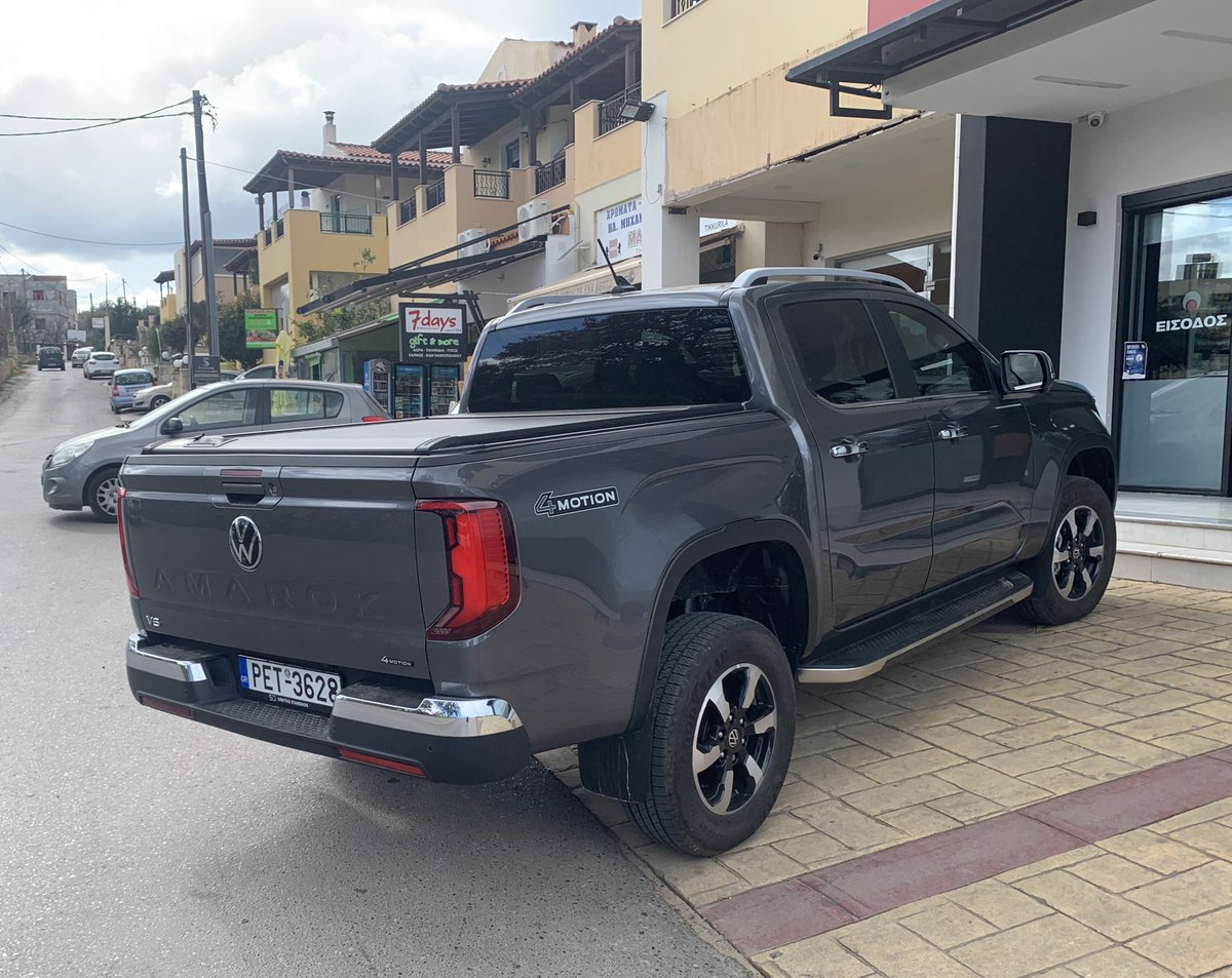 Myron Vernis tweet media