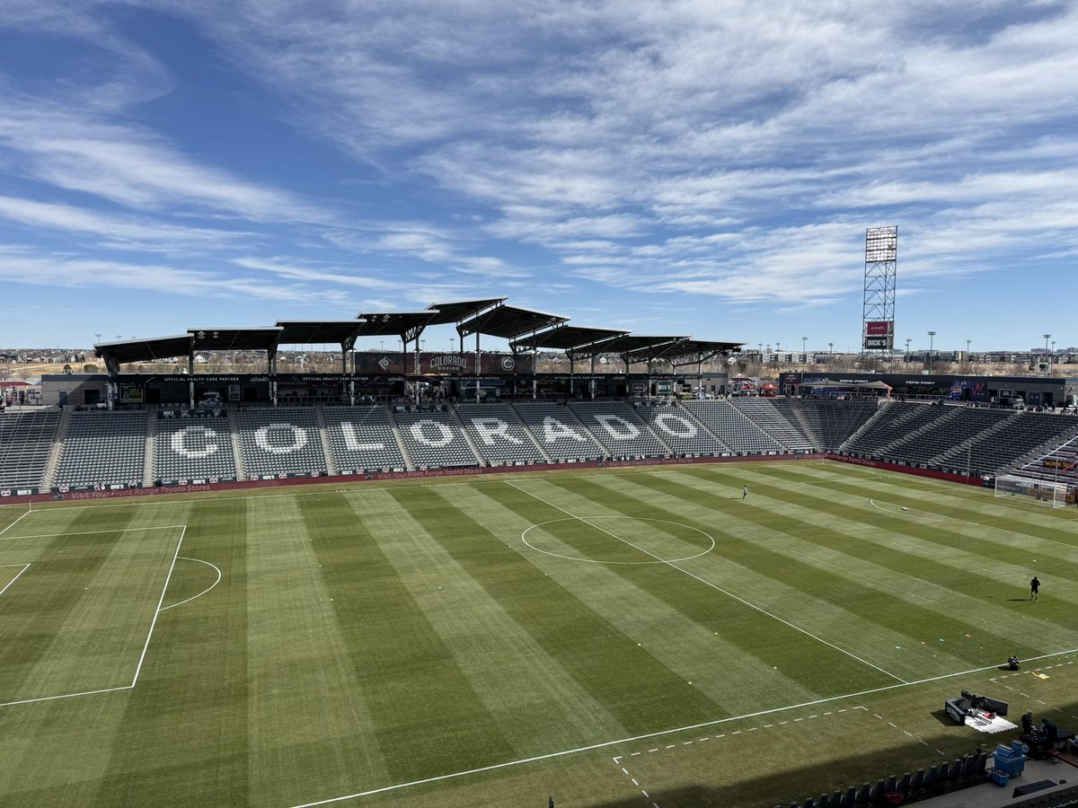 NBSMediaLIVE's tweet photo. We know youโve been waiting, but the wait is now over! Itโs Match Day!!!! @5280Keith is back for the first home match of the season for the @ColoradoRapids!!! Itโs an absurdly gorgeous โWinterโ day as we celebrate the Burgundy New Year. The Rapids take on the Portland Timbers and welcome back the homegrown kid: Cole Bassett. Stay tuned for the Starting XI and all match news and analysis!
#Rapids96