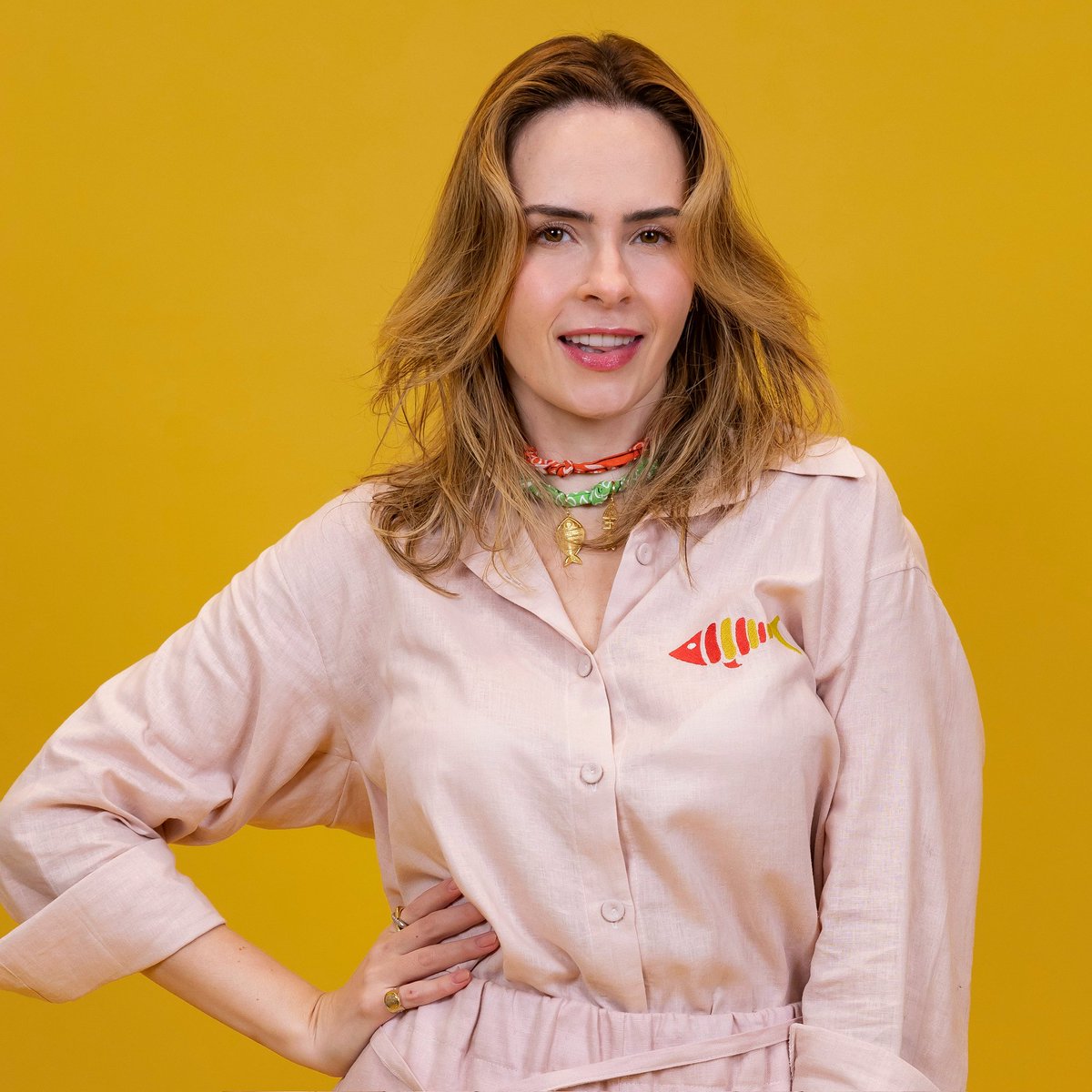 IZAGOMES21's tweet photo. 🟠🔵 | PESQUISA: Você gosta da Ana Paula? @anapaularenault

🔁 • NÃO 
❤️ • SIM
#BBBB26 https://t.co/GMwtsub2uE