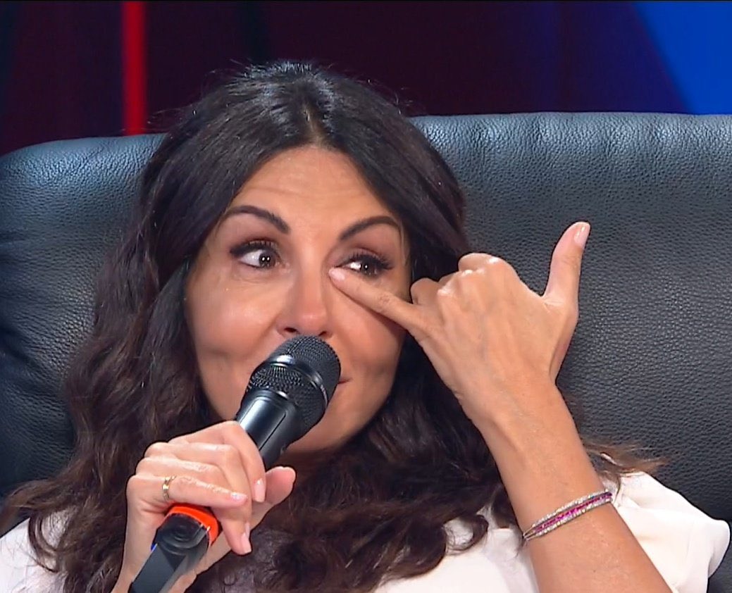 marte2301's tweet photo. Che Dea Giorgia Cardinaletti
#Sanremo2026 scaletta https://t.co/wcZIR1vUhb