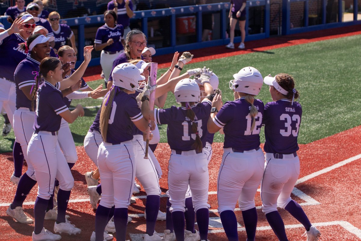 sfa_softball's tweet photo. How we feelin' Jack Nation??? 🪓

#AxeEm https://t.co/4NmsV8be2o