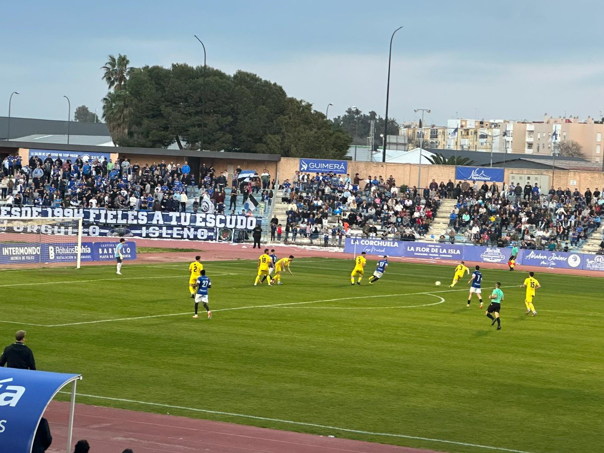 🏆⚽️¡Campeones en febrero!🏆

🤩 ¡Felicidades, <a href="/_CDSanFernando/">CD San Fernando 1940</a>, por una proeza espectacular!
🥇 El equipo isleño es el primer equipo matemáticamente campeón de la temporada 2025-26 en toda Andalucía 😱 

👏¡FELICIDADES, club y afición! ¡A disfrutarlo! 💙

#IdentidadGaditana