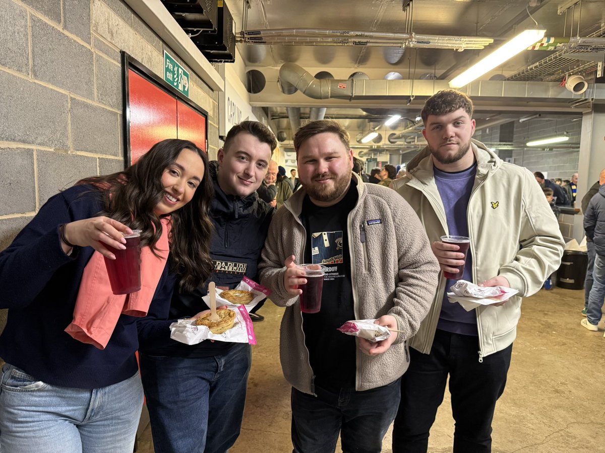 RJs Pies tweet media