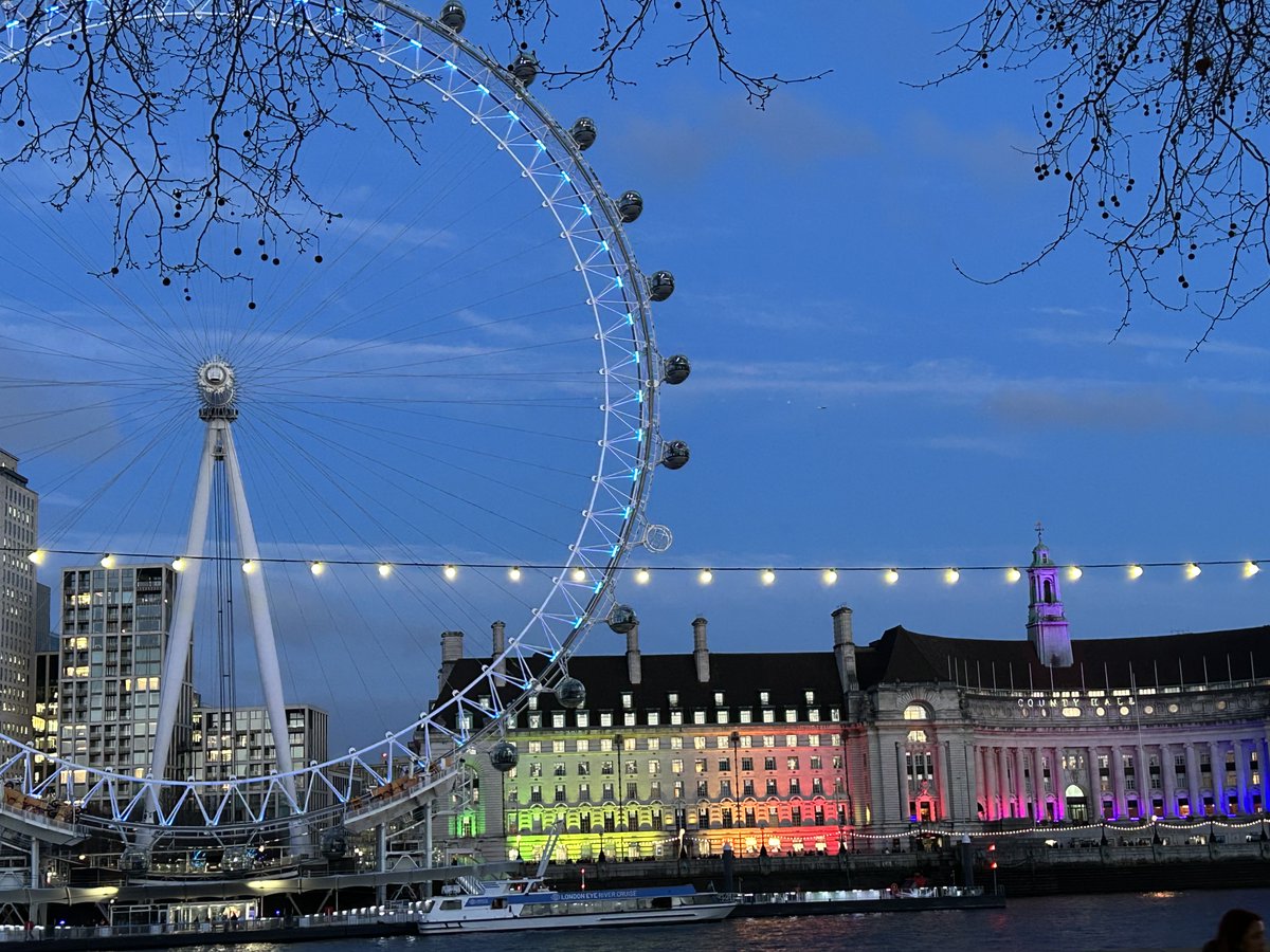 London looked beautiful at night!