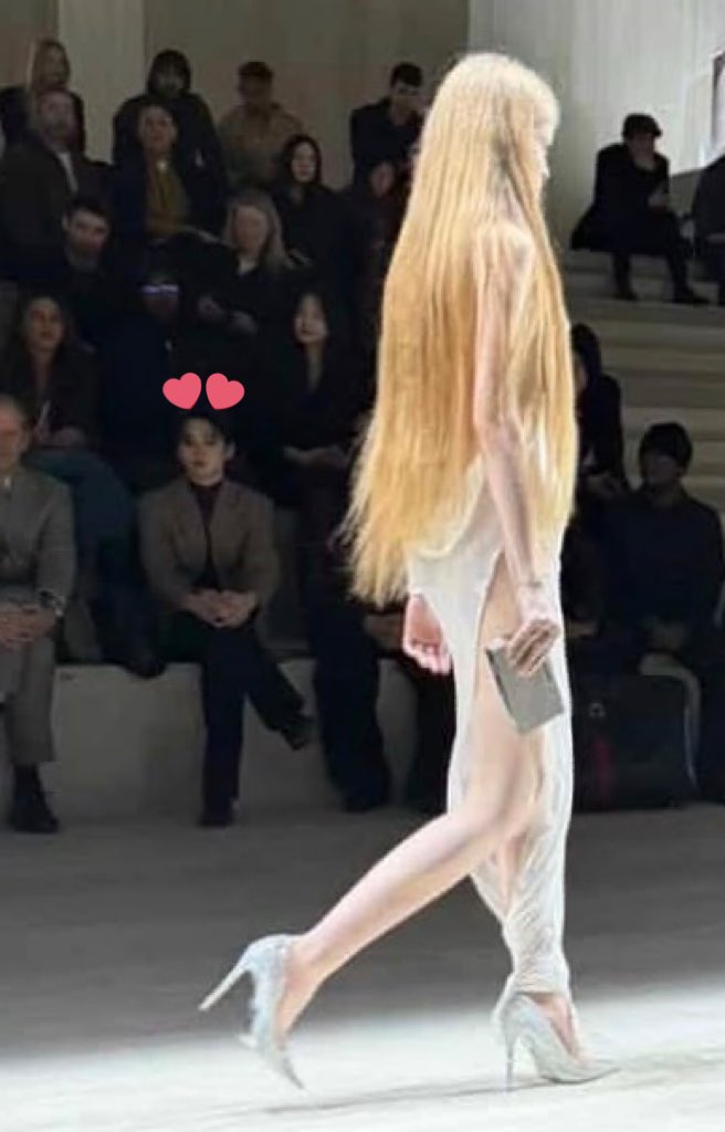 ✶ Twine🩸🔞 tweet media