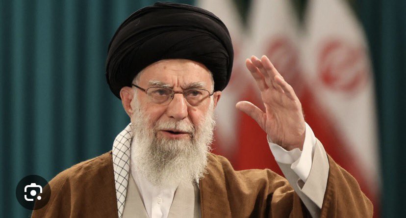 Urgent : 🚨 le guide suprême iranien Khamenei est « mort » après les attaques américano-israéliennes. Rapporte (France 24) , son corp a été retrouvé !