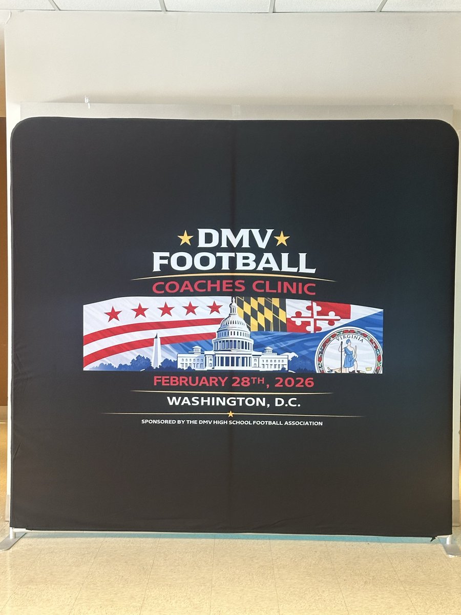 𝘾𝘼𝙏𝙃𝙊𝙇𝙄𝘾 𝙐 𝙁𝙊𝙊𝙏𝘽𝘼𝙇𝙇 tweet media