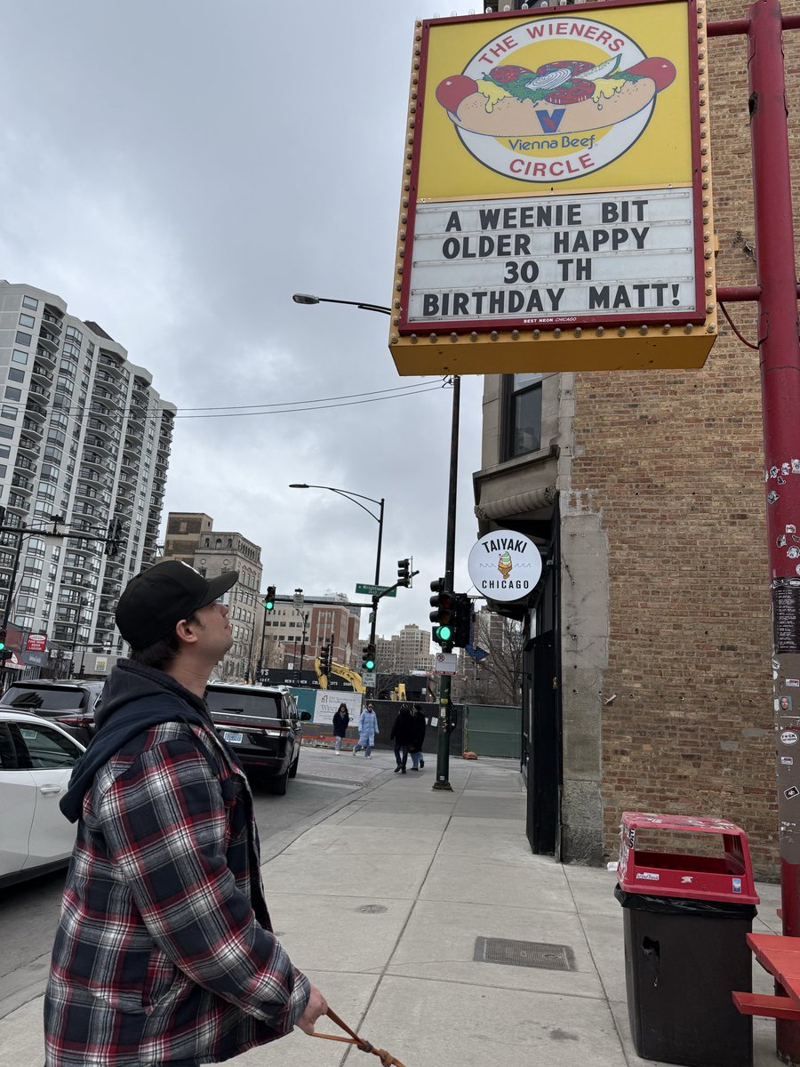 ChiBerk96's tweet image. The wife really out did herself getting me on the marquee at @TheWienerCircle for my 30th! You are the best @CinBerk96!