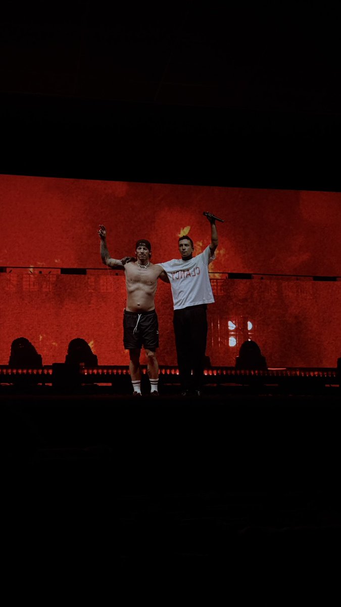 miley • 🇵🇸 tweet media