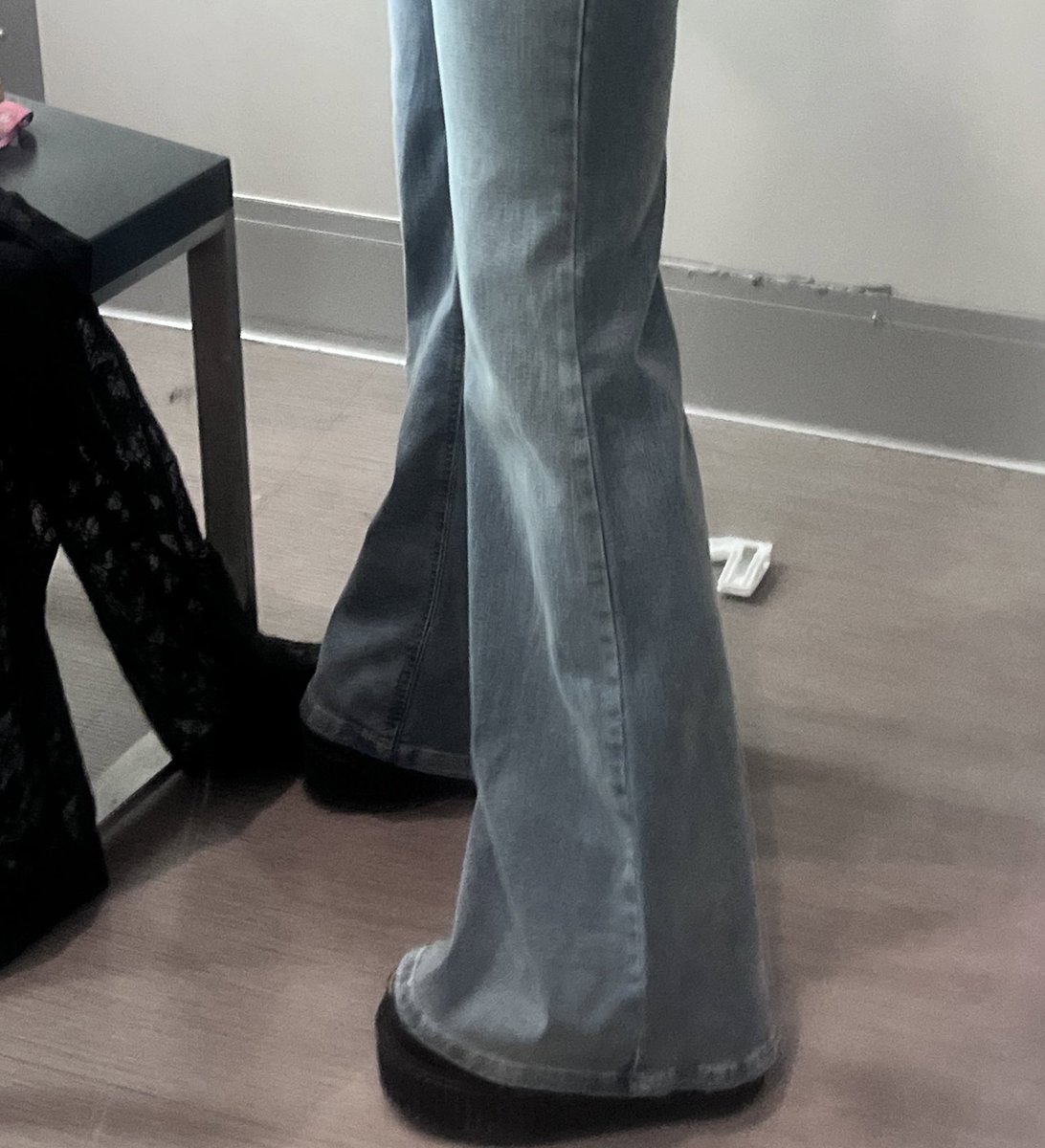 i just rly like when flared pants fall over my platforms like this