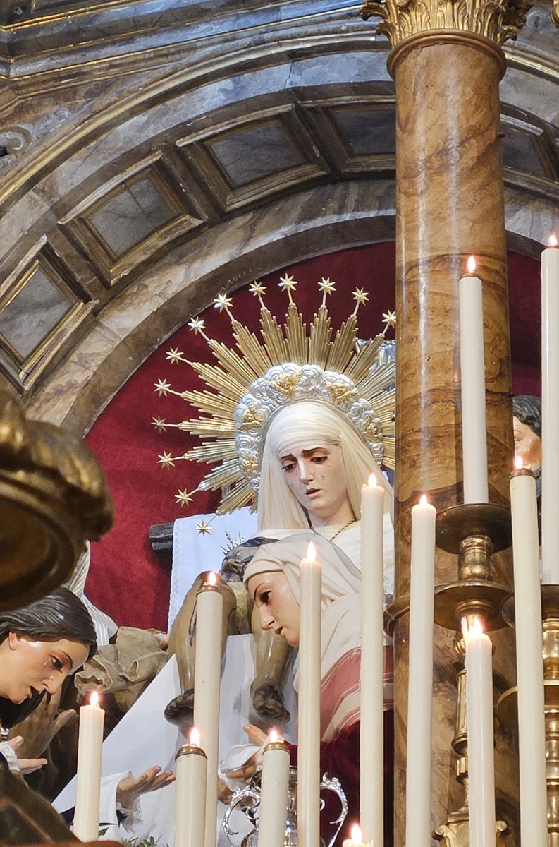 7° de 7 ° <a href="/SgdaMortaja/">Hdad Sagrada Mortaja</a>