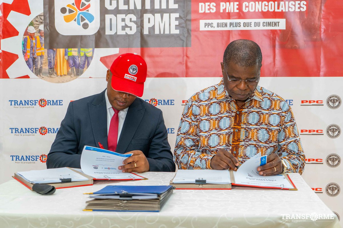 alexismangala56's tweet photo. Kimpese aura un centre des PME grâce au partenariat entre PPC Barnet et le Projet TRANSFORME. La signature du protocole d'accord a eu lieu ce samedi 28 février dans les installations de cette entreprise cimentière. Détails à suivre. #Kimpese #PME #TRANSFORME https://t.co/ldvi0Kb7wc