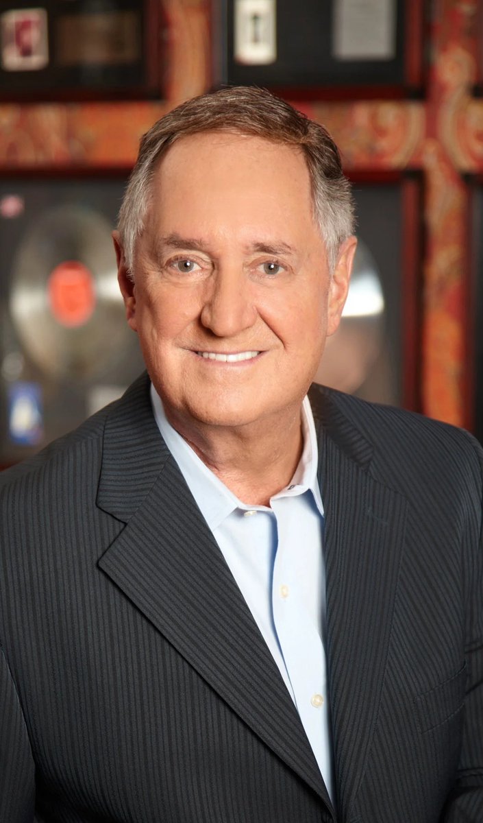 Cypher98423673's tweet photo. Sad news of the passing of American singer, songwriter and pianist, #NeilSedaka (1939-2026).
#Sedaka leaves behind a rich legacy, with songs such as #OhCarol, #CalendarGirl, #HappyBirthdaySweetSixteen, and #BreakingUpIsHardToDo, among others.
Sad beyond words.
#RIPNeilSedaka https://t.co/AW8J18EVJa