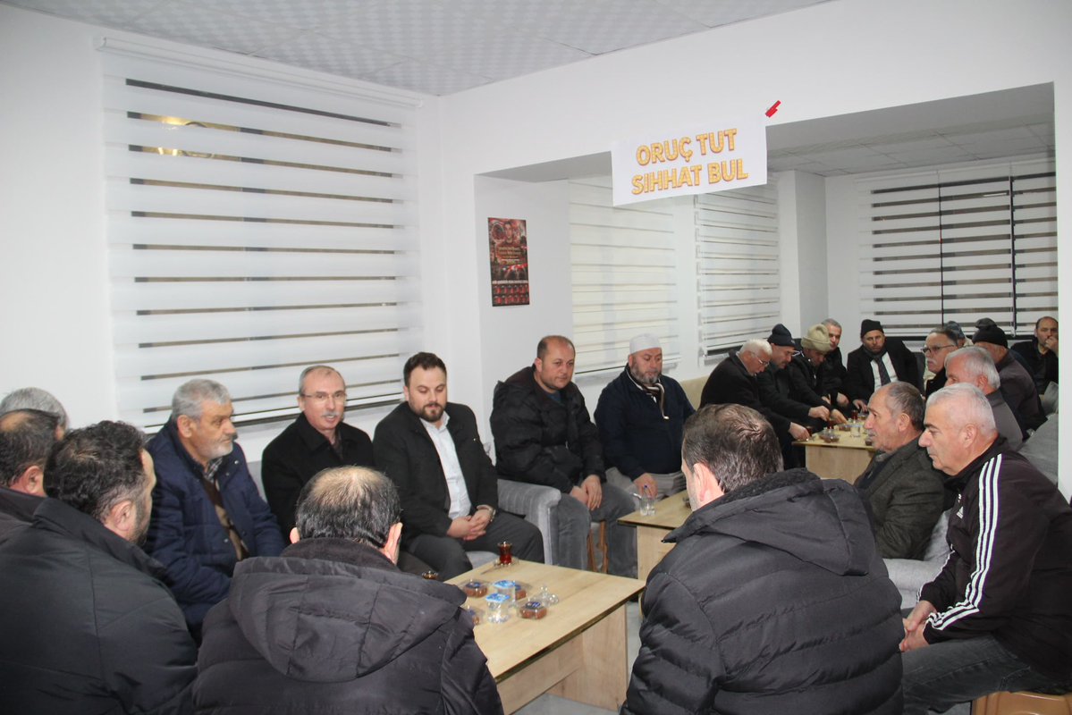 📍 #Ladik / Akpınar Mahallesi

Akdağ Külliyesi bünyesinde yer alan Hasan Dilek Camii’nde teravih namazı sonrası hemşehrilerimizle bir araya gelmenin huzurunu yaşadık.

#MilletimizleNiyetimizBir