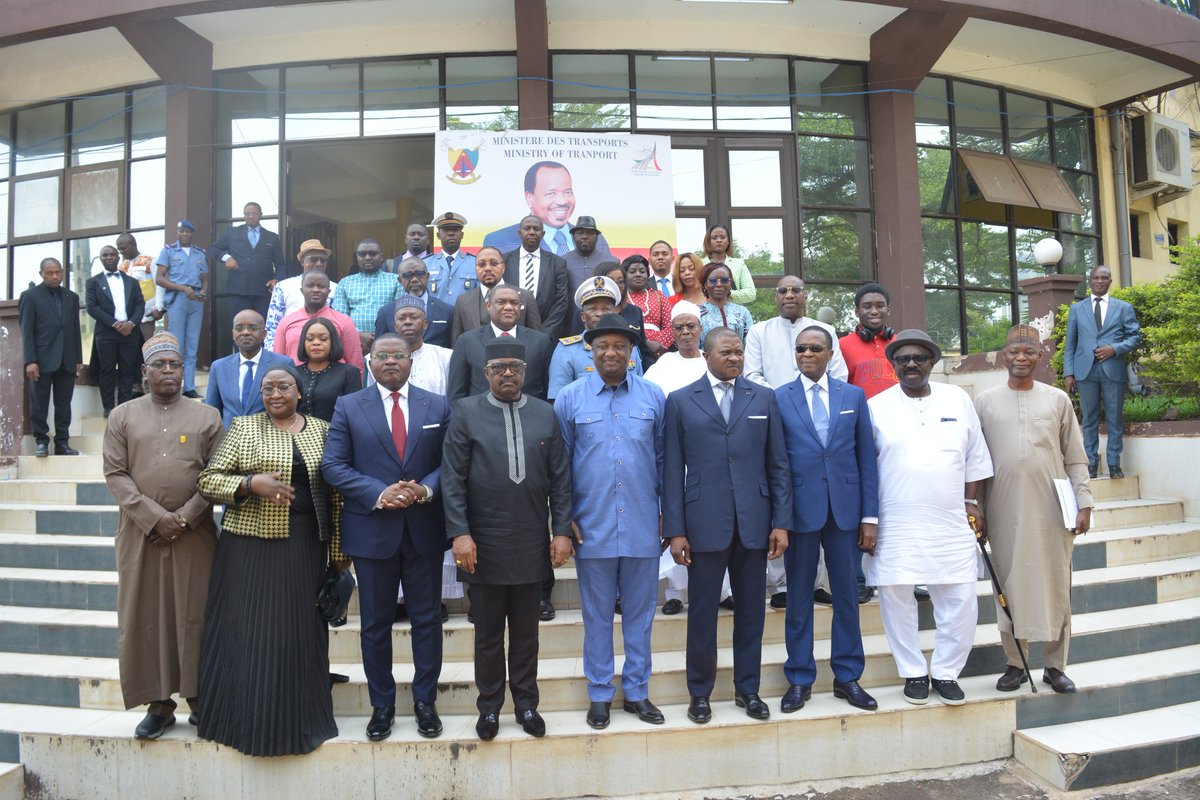 🇨🇲🤝🇳🇬 Aviation Safety: Ministers Ngallè Bibéhé (#Cameroon) &amp; Festus Keyamo (#Nigeria) signed a bilateral SAR agreement in Yaoundé Feb.  27, 2026, for the search and rescue of aircraft in distress to protect lives in African skies! ✈️🛡️
​More here 👇
ccaa.aero