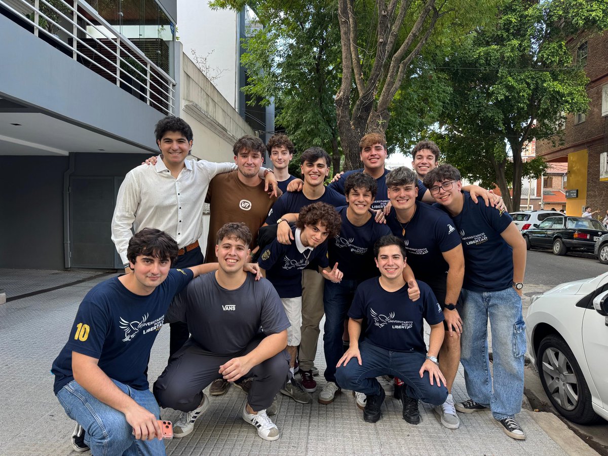 A ver quién tiene más likes
EVENTO NACIONAL DE UPL 🇦🇷