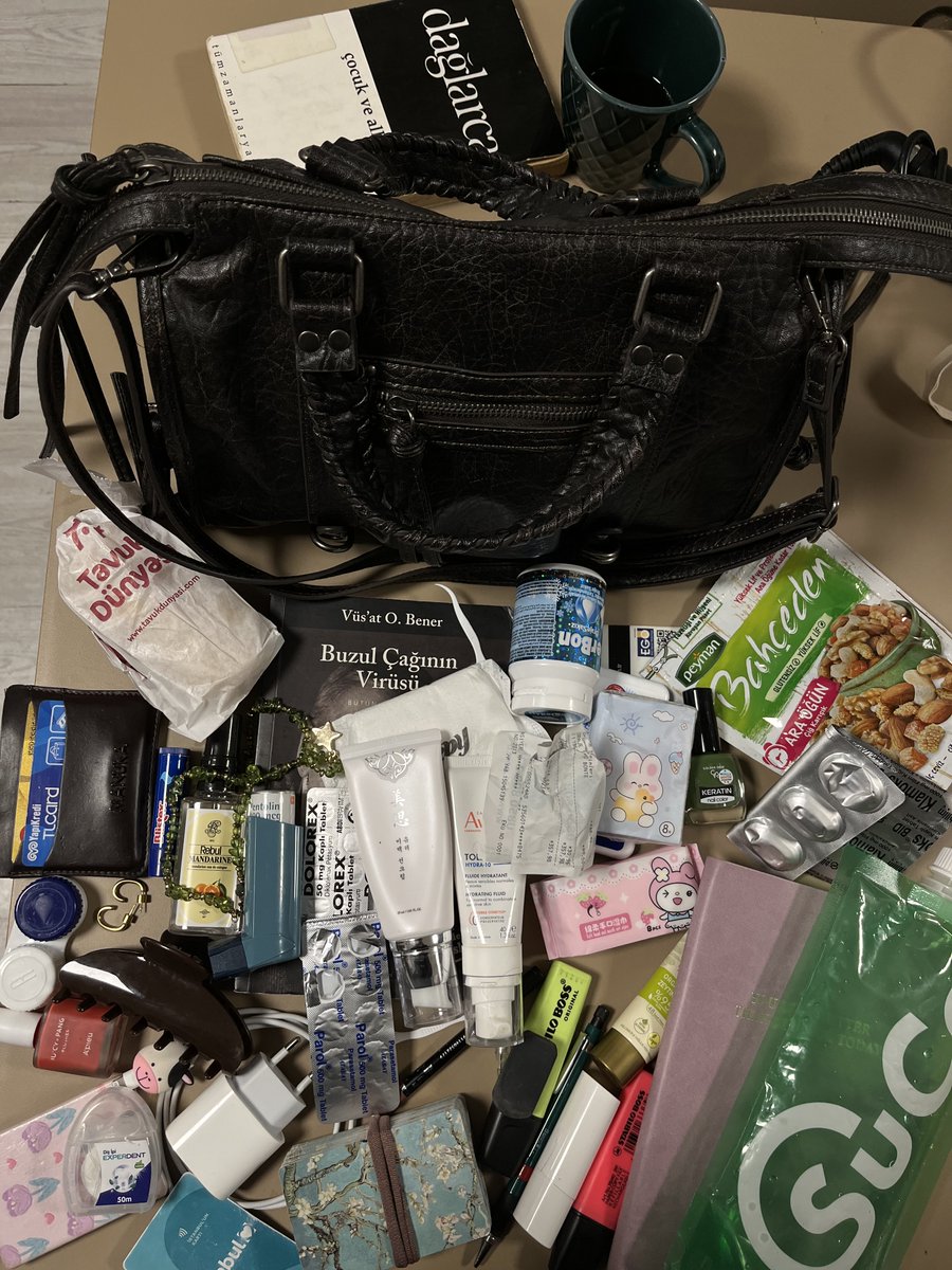 bi genc kizin gizli çantasi