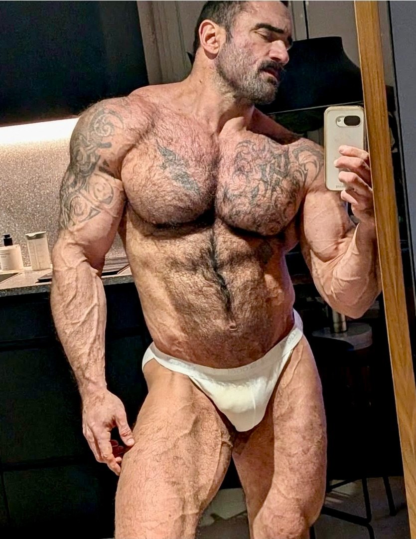 Selfie- 379 #hugemuscle #bodybuilding #pecs #arms #tattoo