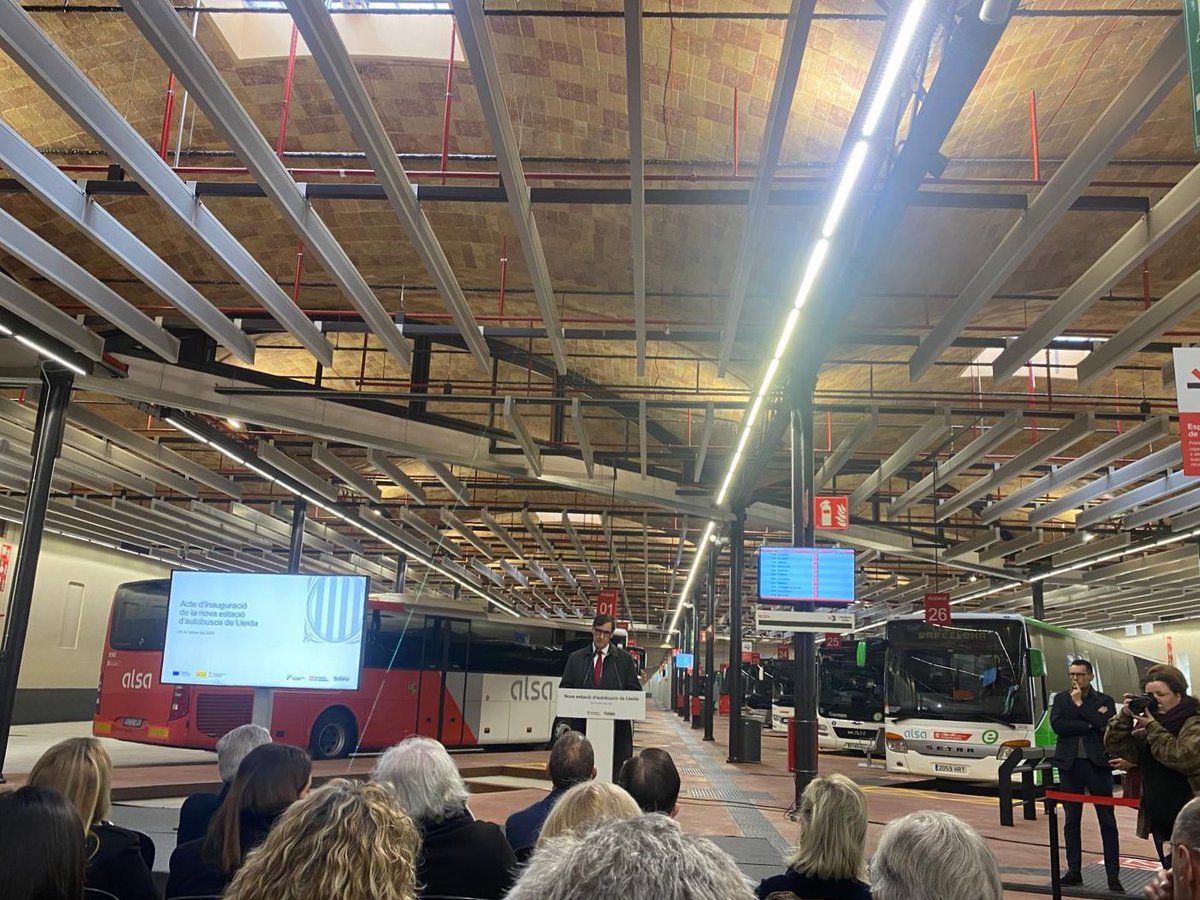 fecomlleida's tweet photo. El president de la @fecomlleida Rafael Oncins ha assistit avui a la inauguració de la nova Estació d’Autobusos de Lleida. https://t.co/mLPLH19Hdl