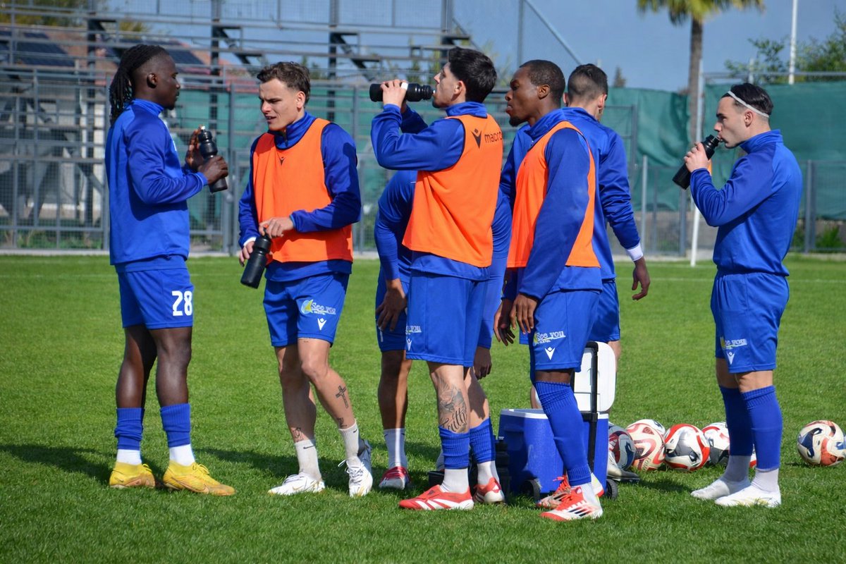 PabloGallego257's tweet image. «Ten fe ciega no en tu capacidad para el triunfo, sino en el ardor con que lo deseas.»

Horacio Quiroga
🇨🇾❤️