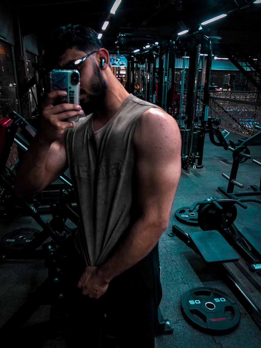 وحـش🇮🇶 tweet media