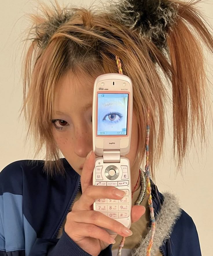 °•∆𝑻𝒊𝒛∆•° 𝐍𝐨𝐰 𝐥𝐨𝐚𝐝𝐢𝐧𝐠. . . tweet media