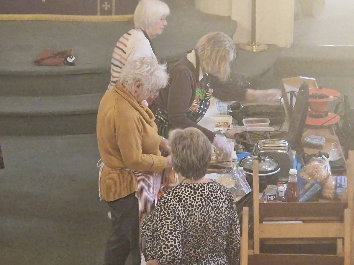 Holy Trinity Church tweet media